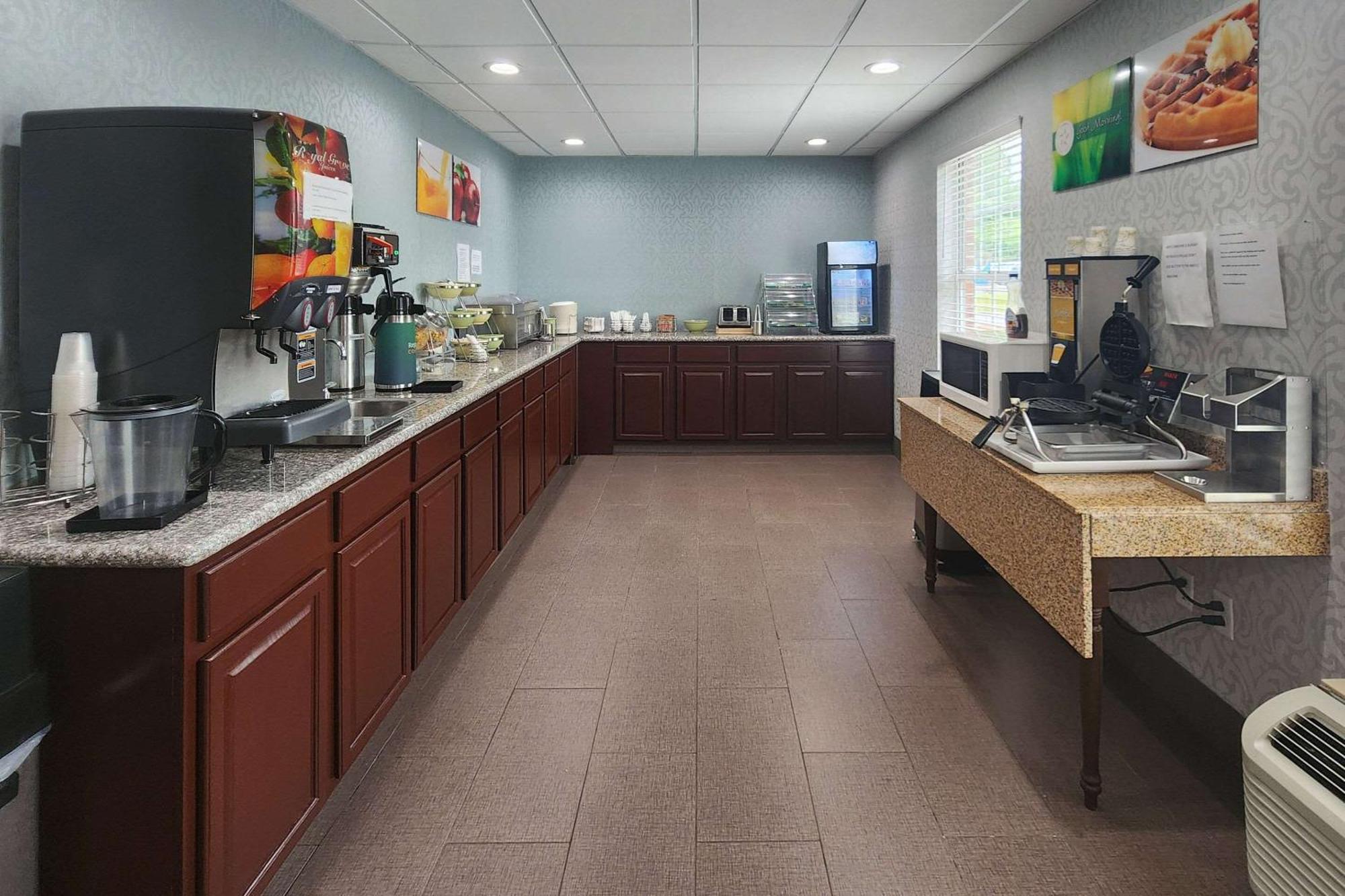 Quality Inn Dublin I-81 Ngoại thất bức ảnh