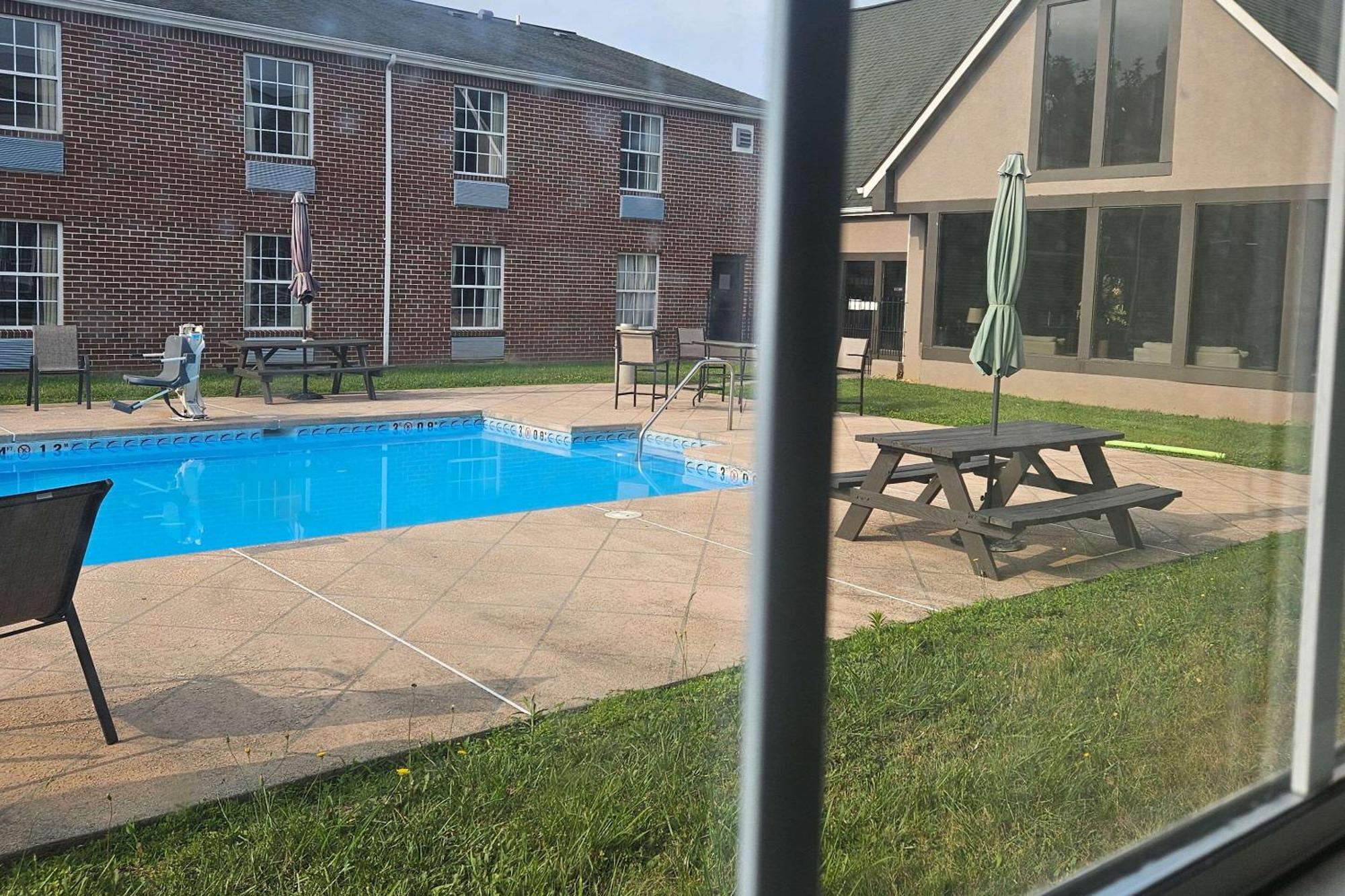 Quality Inn Dublin I-81 Ngoại thất bức ảnh