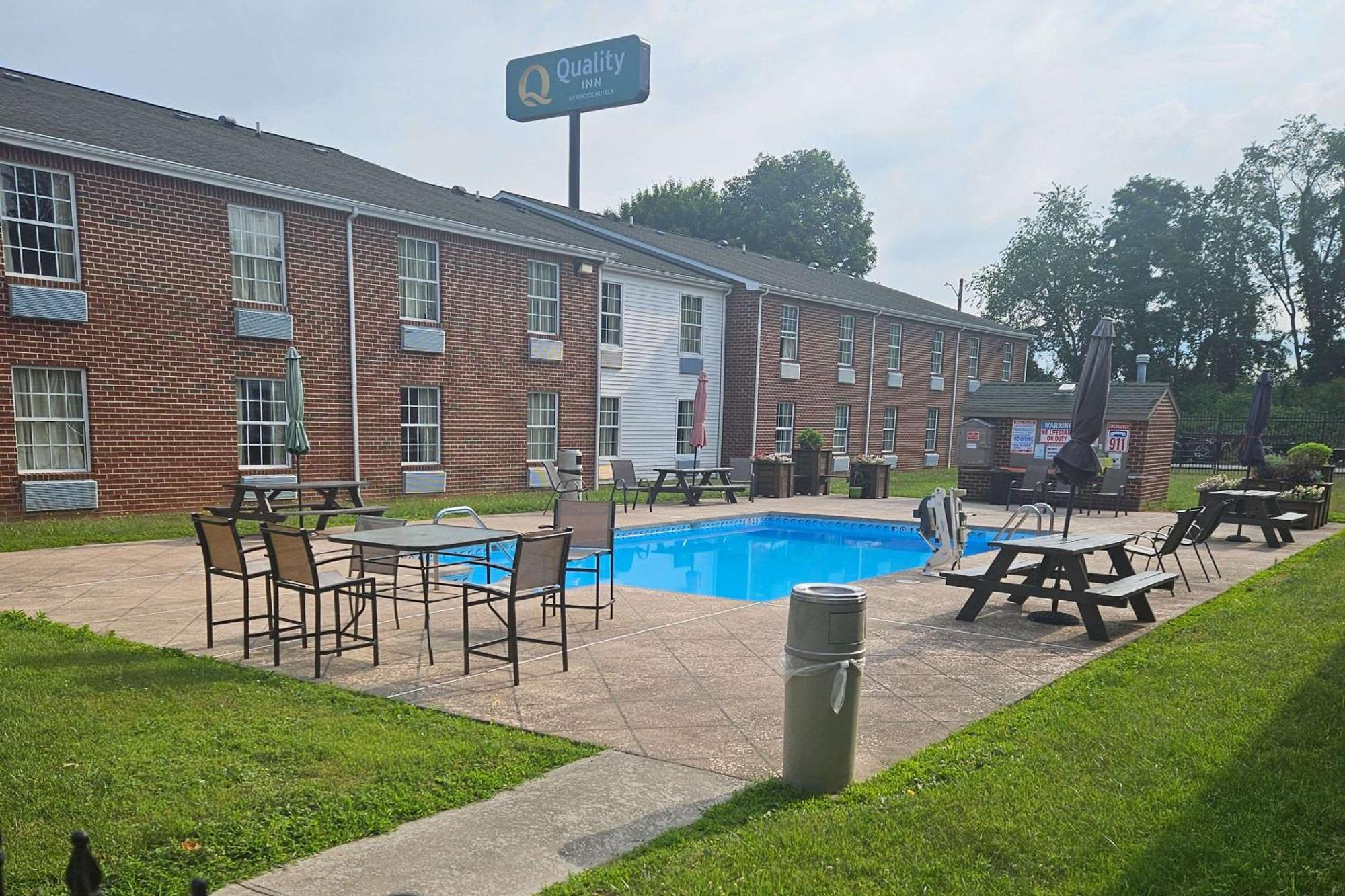 Quality Inn Dublin I-81 Ngoại thất bức ảnh