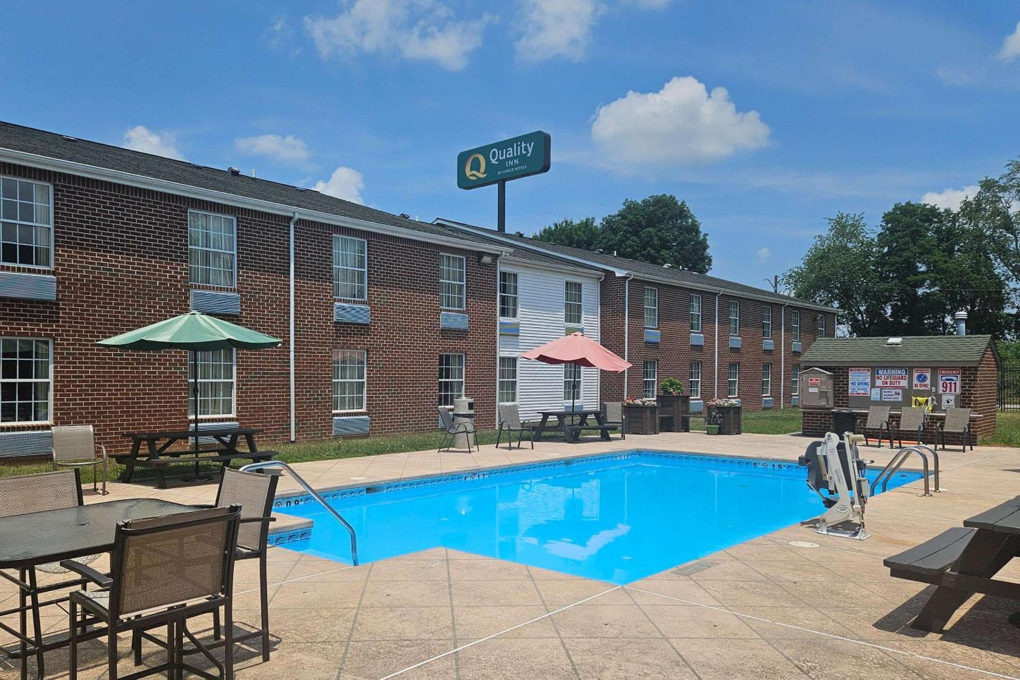 Quality Inn Dublin I-81 Ngoại thất bức ảnh